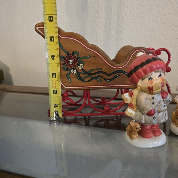 Vintage 1950's Napcoware Christmas caroling trio with hand painted sleigh. - Picture 11 of 15